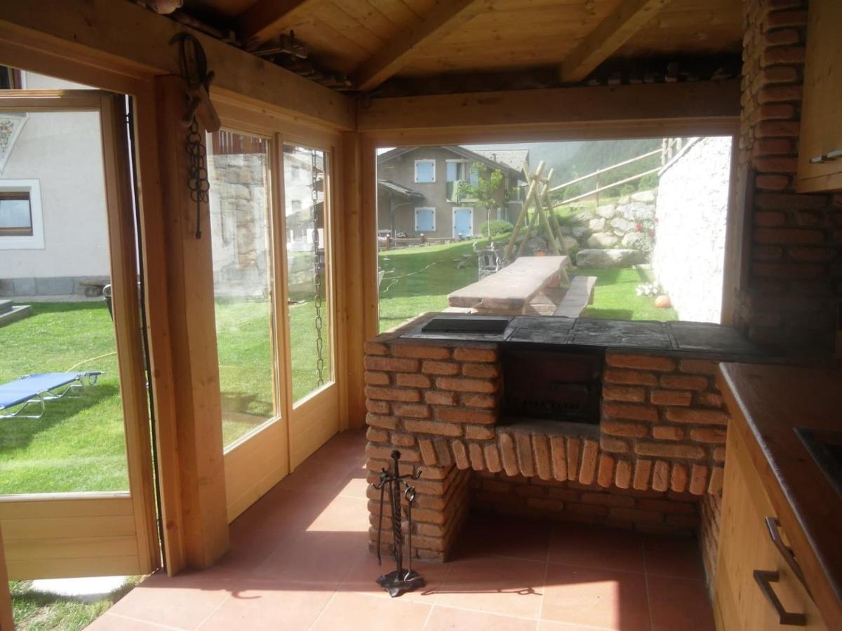 Chalet La Rugiada Борміо Екстер'єр фото