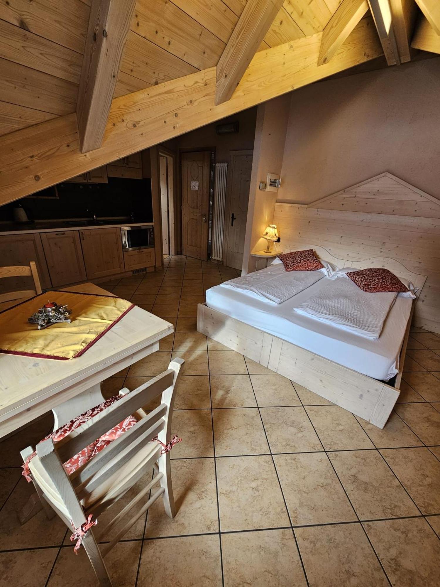 Chalet La Rugiada Борміо Екстер'єр фото