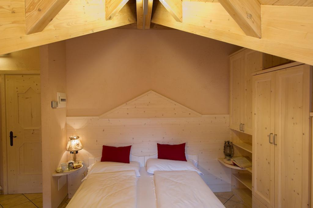 Chalet La Rugiada Борміо Номер фото